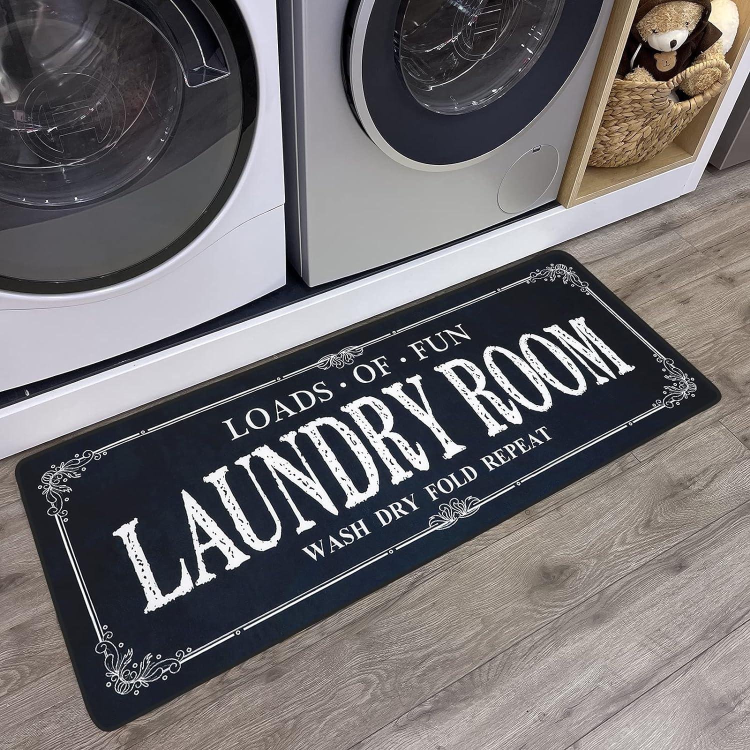We Review: The Farmhouse Black Runner Rug That’s Causing Buzz