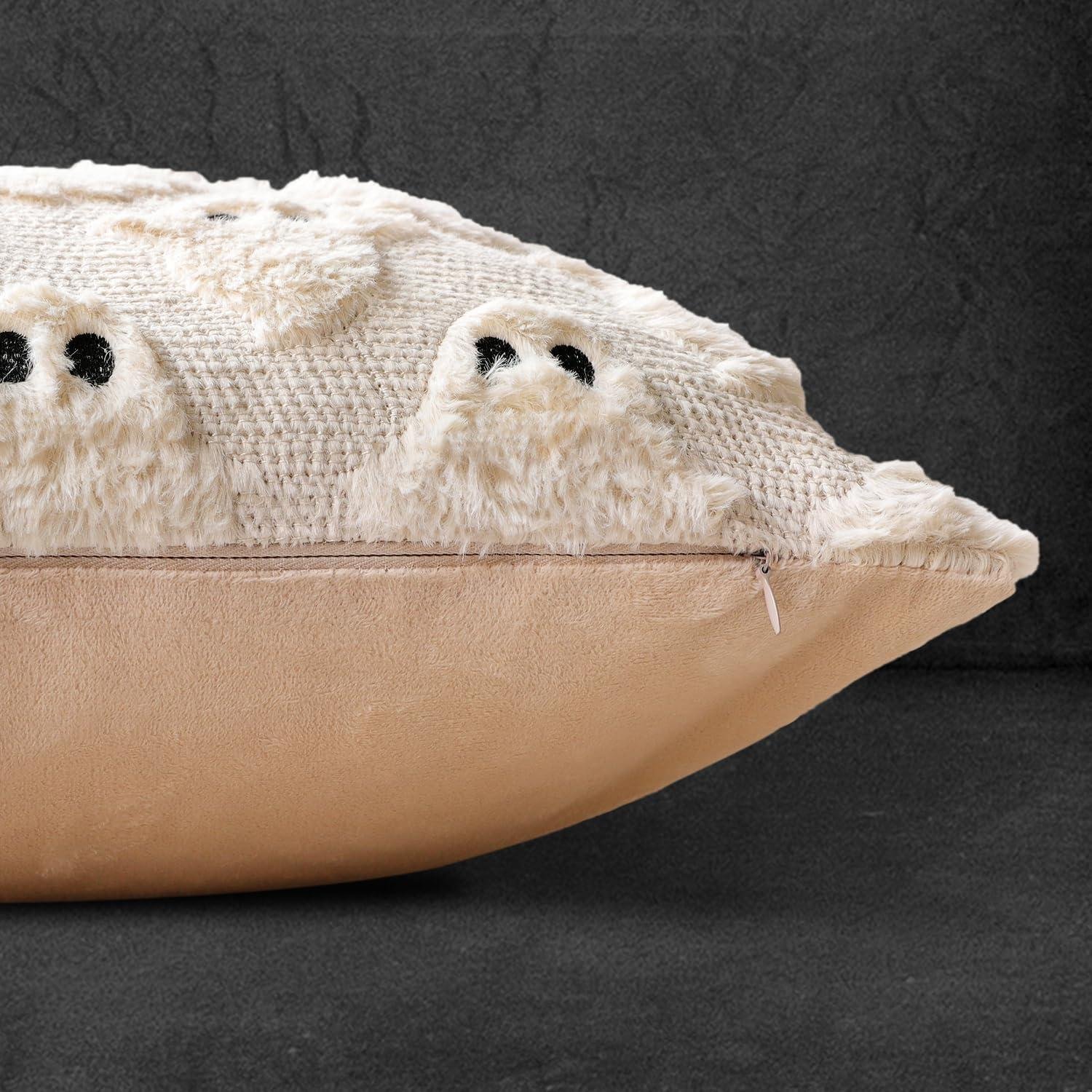 We Tried These Cozy Ghost Pillow Covers for Halloween