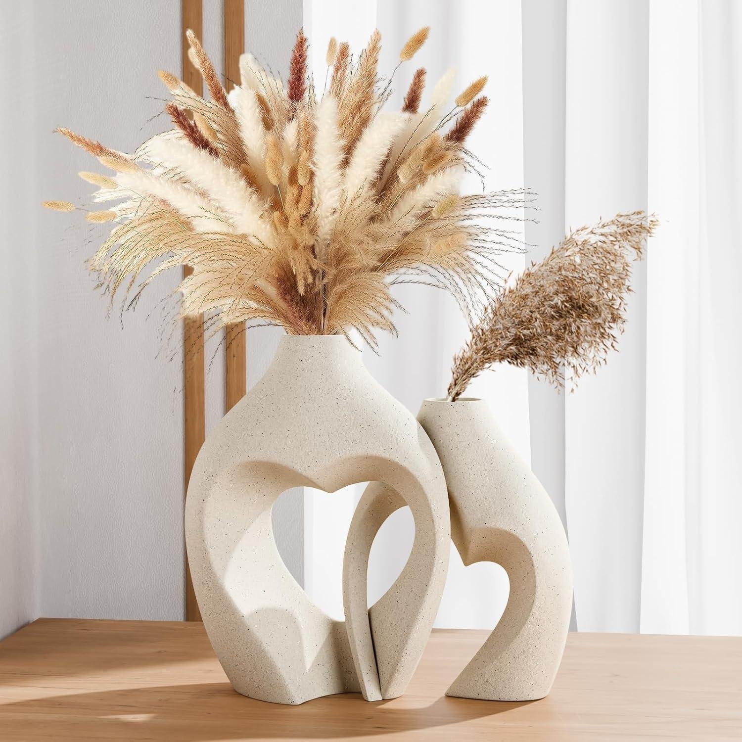 Elegant Heart Vases: Our Review of Nordic Ceramic Decor