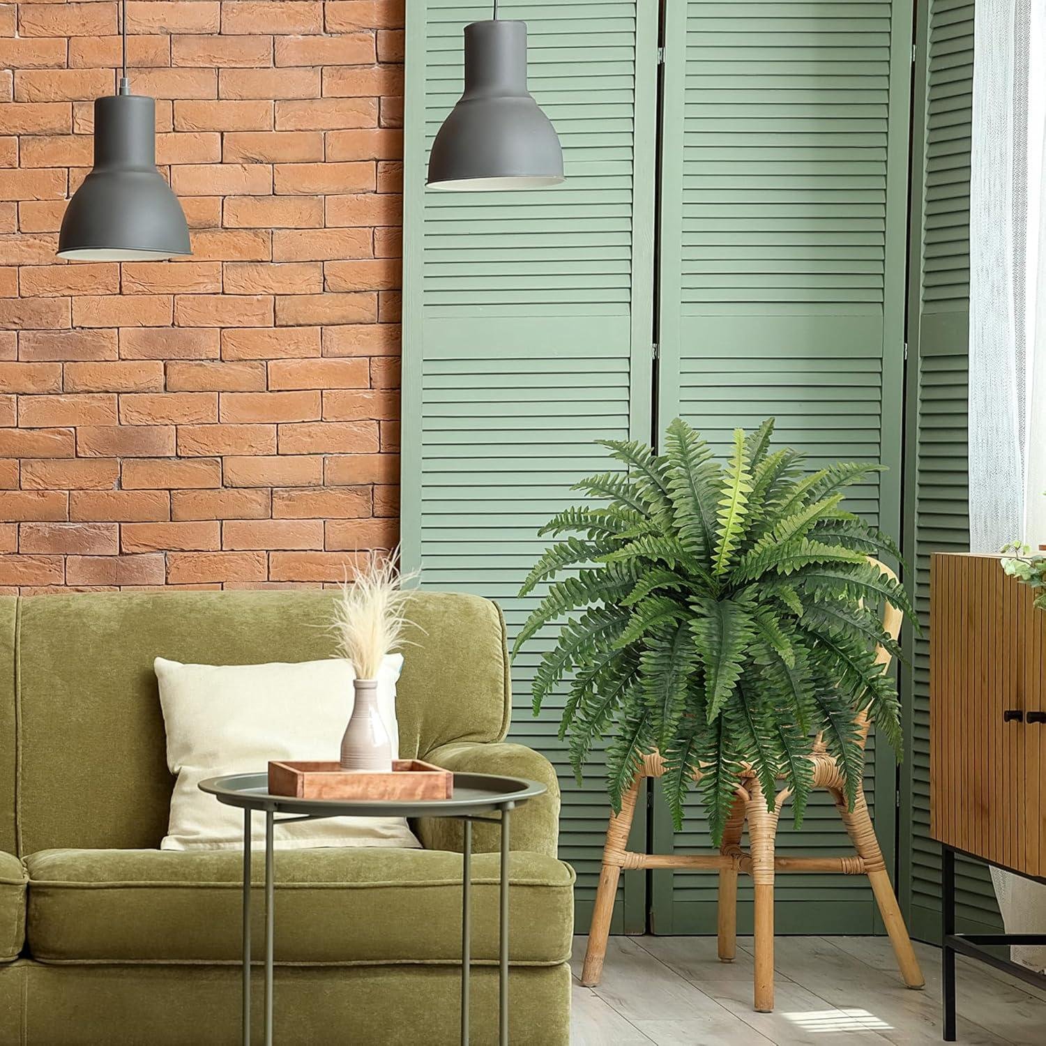 Lush Lifelike: Our Review of 35